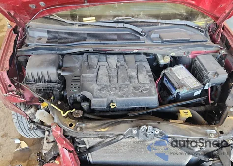 2010 Chrysler Town & Country Touring Plus из США, поврежденный, VIN 2A4RR8DX4AR495033